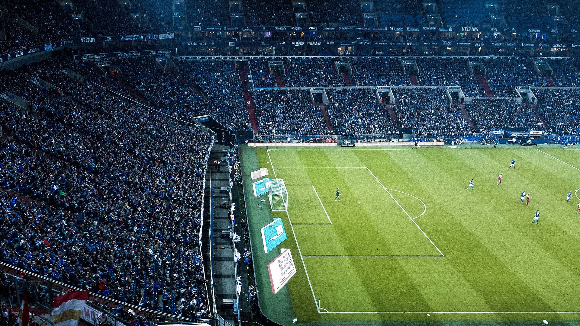 开云体育官方入口-特色足球文化旅游合作项目在多地落地，带动地方经济增长，足球特色城市